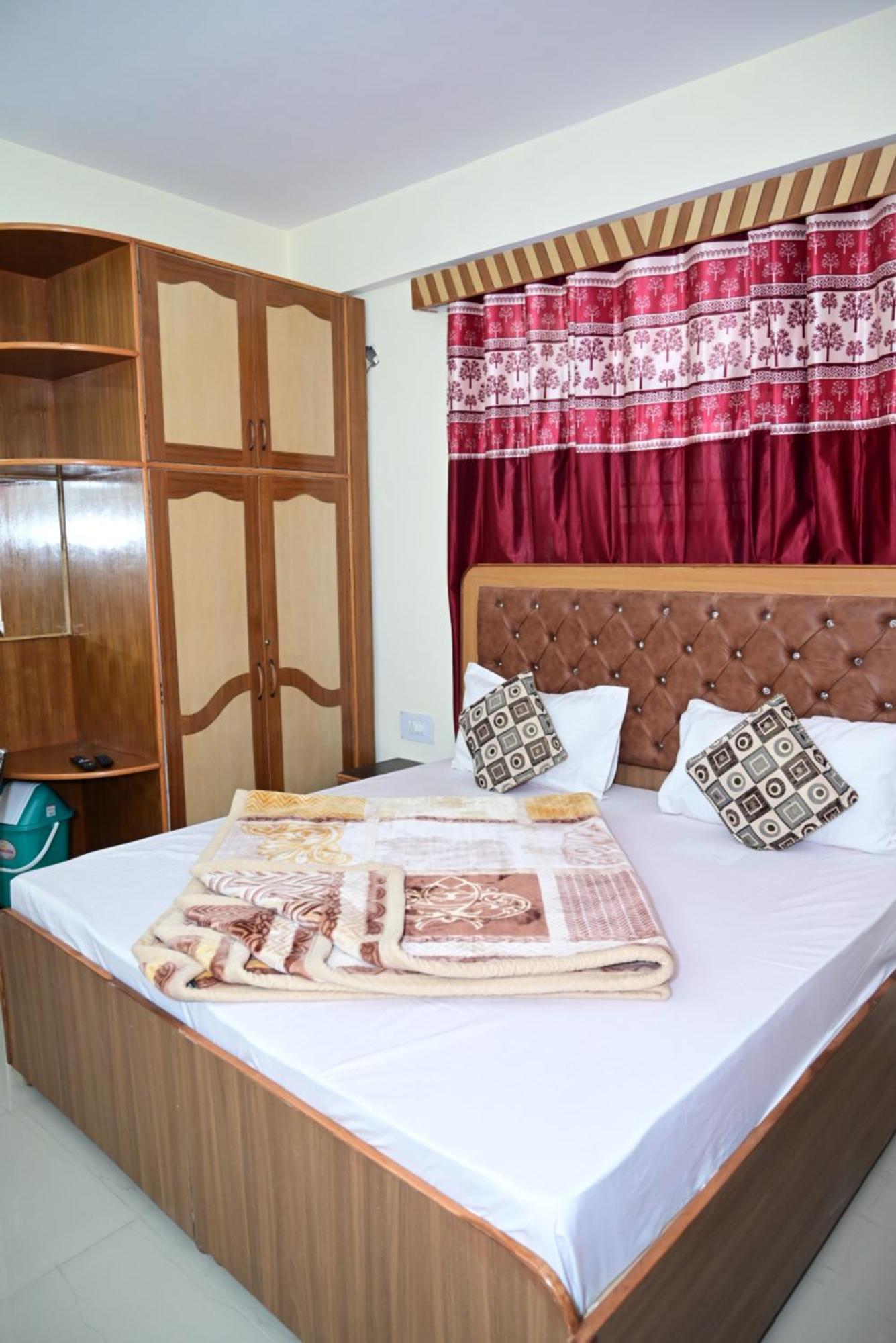 Krishna B&B Near Mall Road Shimla Luaran gambar