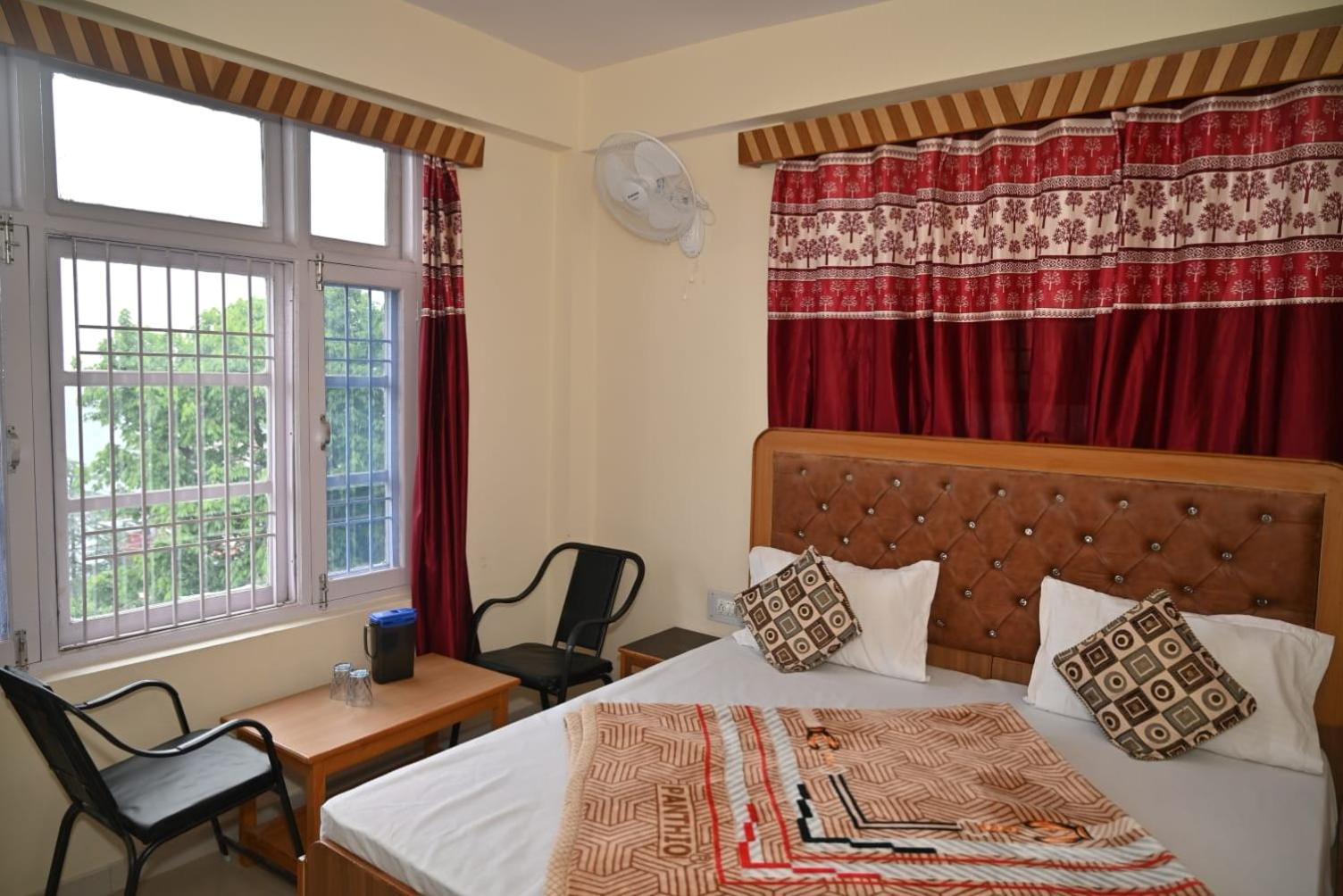 Krishna B&B Near Mall Road Shimla Luaran gambar